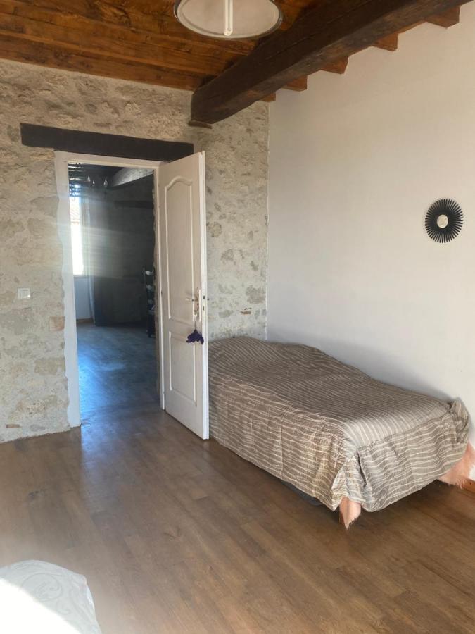 Chez Sophie -Chambres D'Hotes, Gite Et Gite Equestre Clermont-Dessous Exterior foto