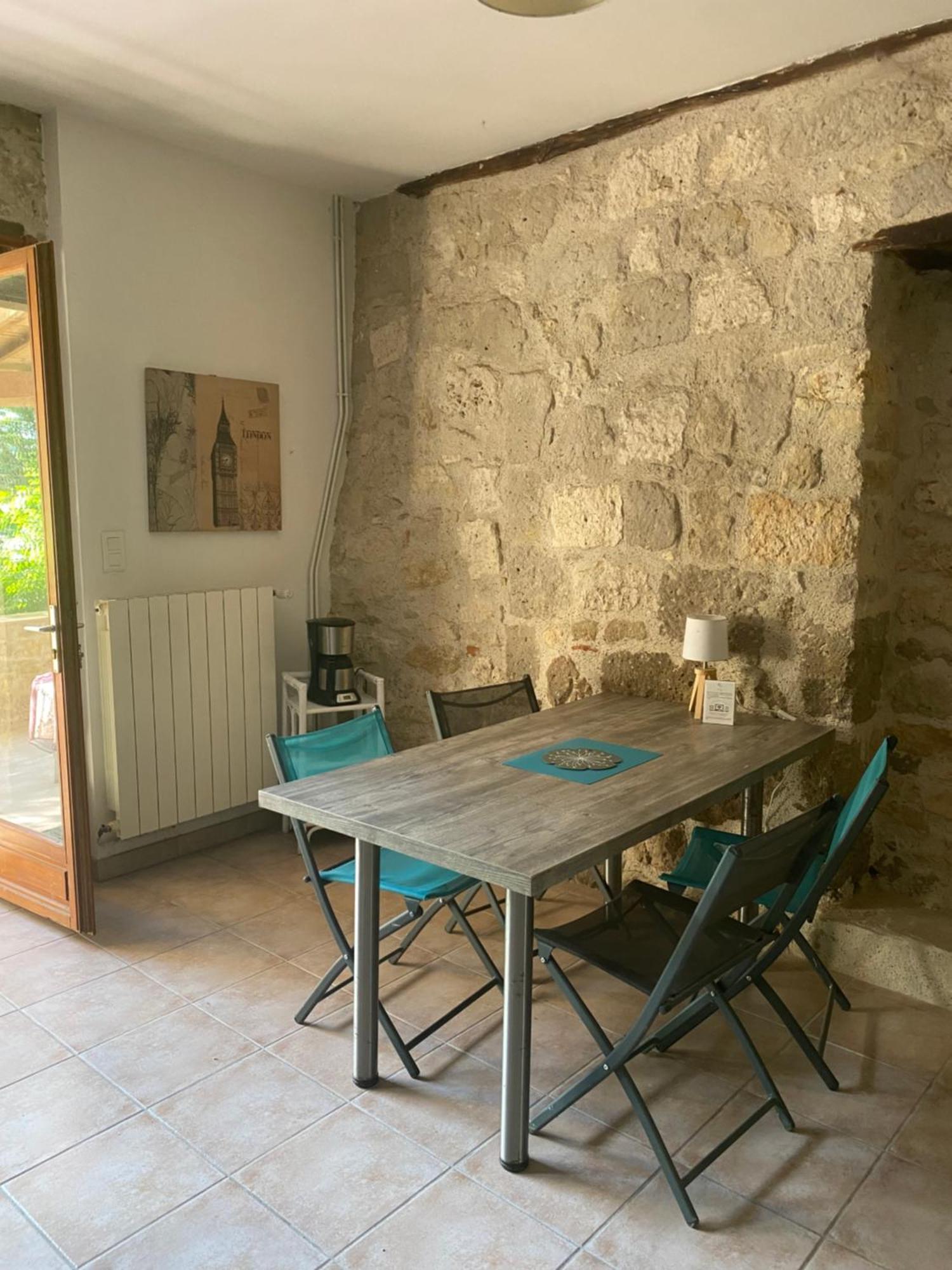 Chez Sophie -Chambres D'Hotes, Gite Et Gite Equestre Clermont-Dessous Exterior foto